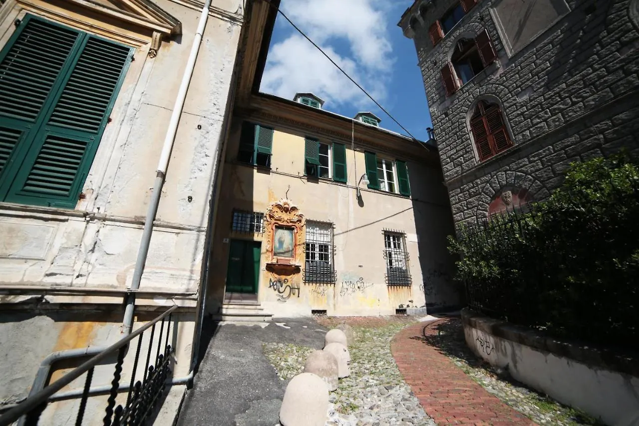 Castle Hostel Genova 0*,  Italia